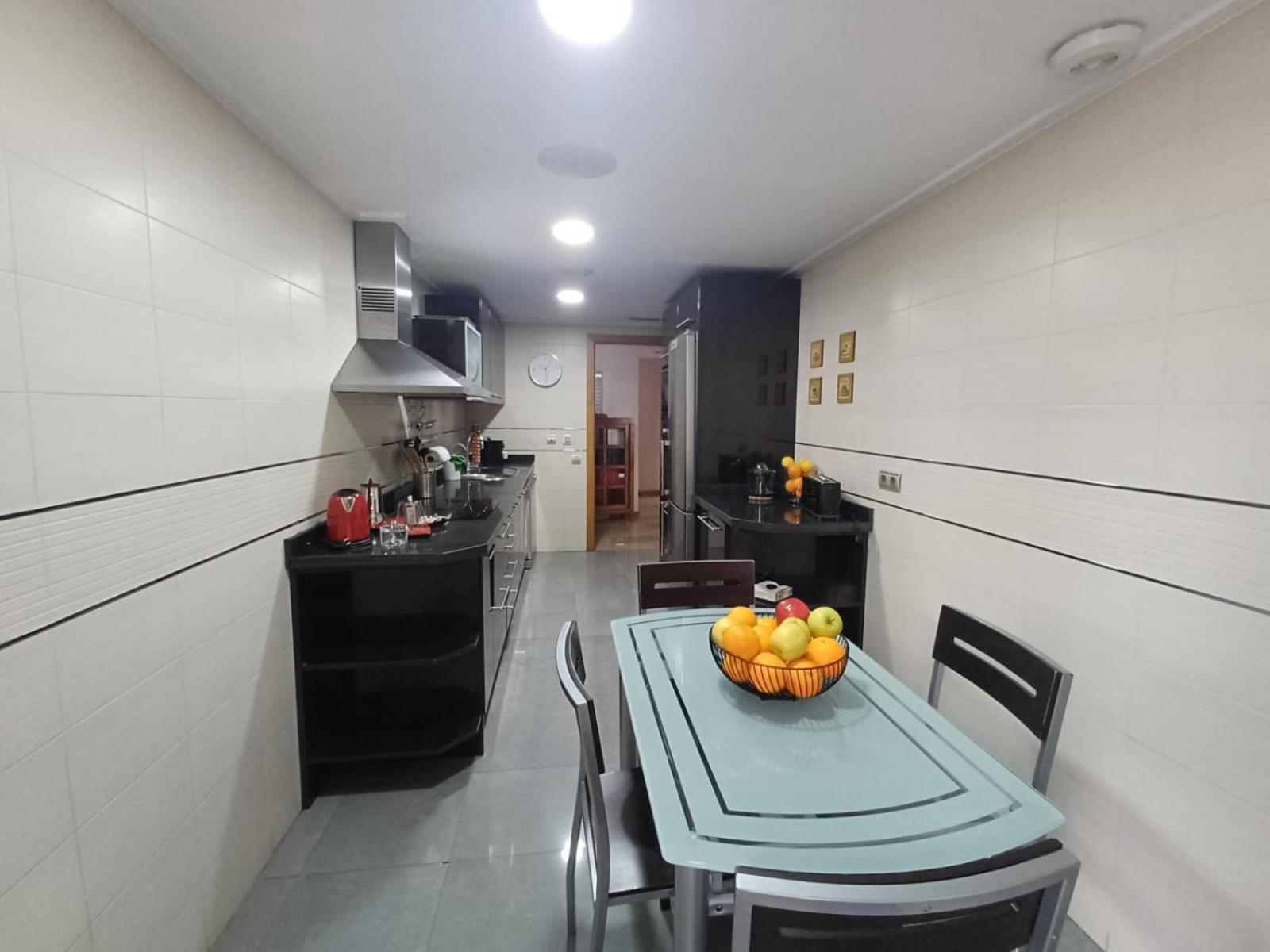 La Rosaleda, Centrico, Con Garaje Y Terraza Exterior Dénia